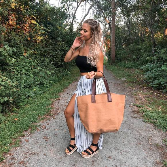 Profile Picture of Chelsea Letkiewicz (@c_letkiewicz) on Poshmark