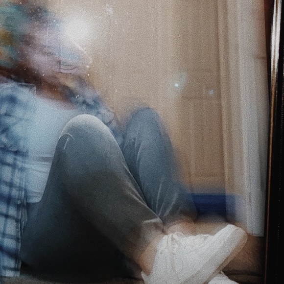 Sophia Avery - Poshmark Profile Picture of Sophia Avery (@sophia_averyy) on Poshmark