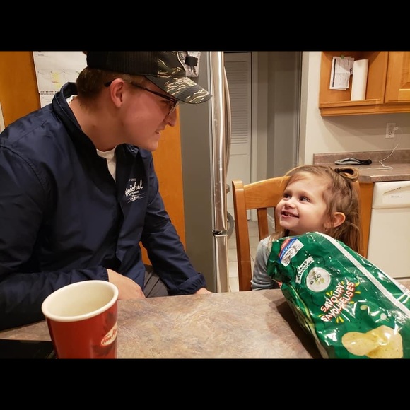 Profile Picture of Dyllon Portugaise (@dyllonp35) on Poshmark