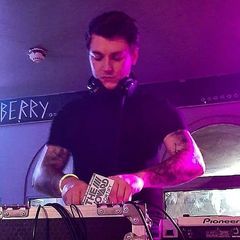 Sean Kennie Hibbs - Tiktok Profile Picture of Sean Kennie Hibbs (@seankennie) on Tiktok