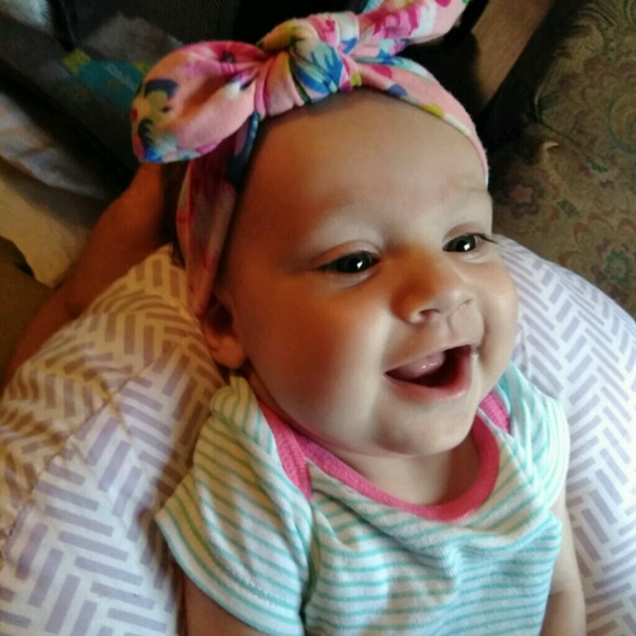 Profile Picture of Tina Kassel (@tk727) on Poshmark