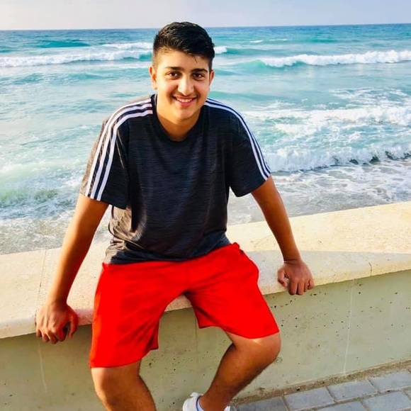 Profile Picture of Niko Chartzoulakis (@xania24) on Poshmark