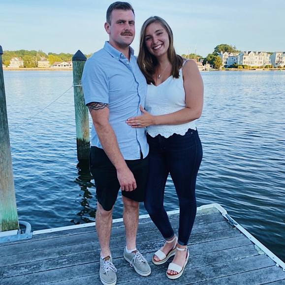 Profile Picture of Jenna Mancini (@sparklingstar96) on Poshmark