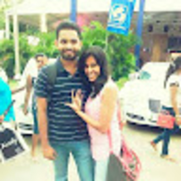 Profile Picture of Nelum Ranaweera (@nelum_ranaweera) on Poshmark