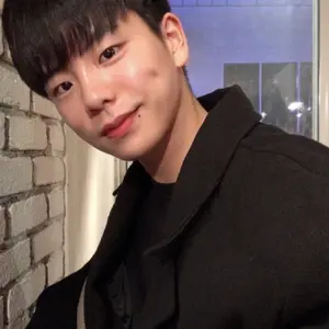 Profile Picture of 뱅준 (@@bang_jun_) on Tiktok