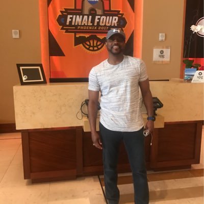 Profile Picture of Kevin Nickelberry (@coachknick) on Twitter