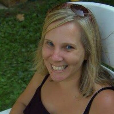 Profile Picture of Leah McLean (@lkmclean) on Twitter