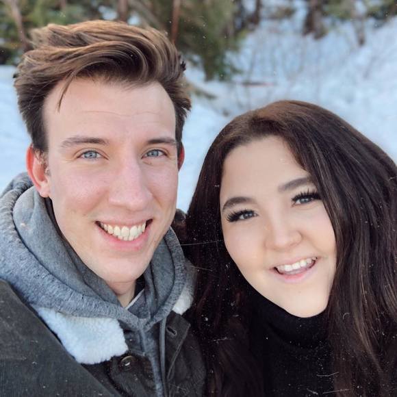 Profile Picture of Mackenzie Jaeckle (@kenzijaeckle) on Poshmark