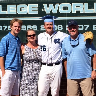 Profile Picture of Andrew Smith (@uncsmitty36) on Twitter
