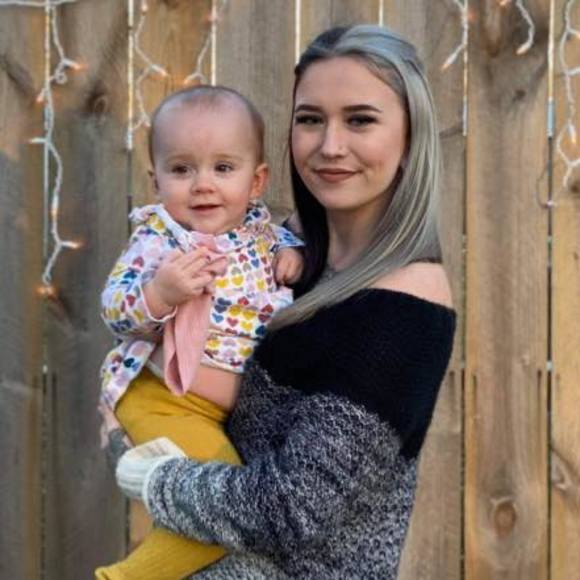 Profile Picture of Miranda Mccarthy (@mandi22panther) on Poshmark