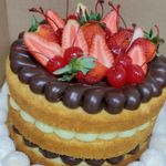 Profile Picture of Janete Stein | Bolos e doces em Blumenau (@jane.confeitos) on Instagram