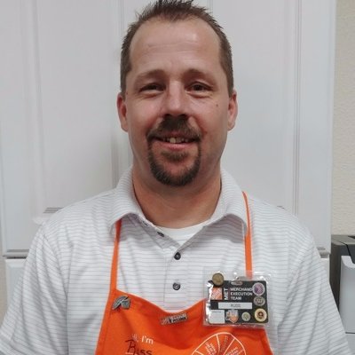 Profile Picture of Russell A. Blackburn (@RussellABlackb1) on Twitter