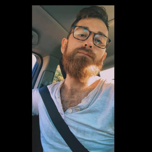 Profile Picture of Andrew Macon (@andrewmacon) on Poshmark