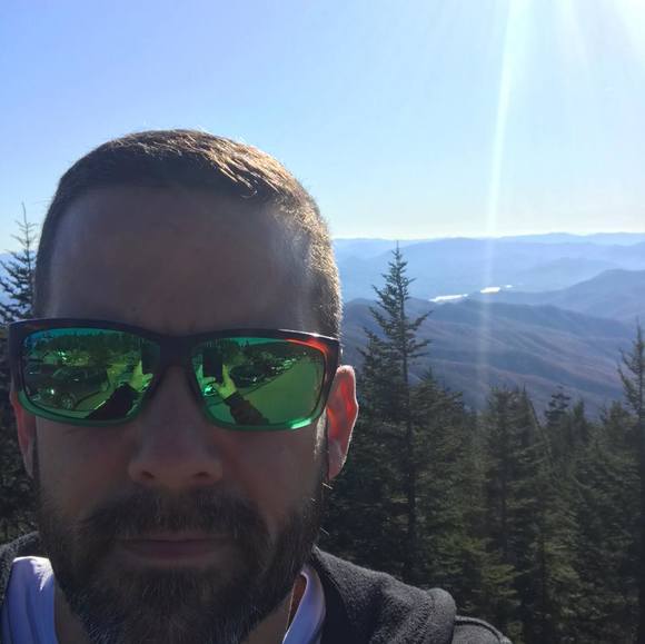 Profile Picture of Kenny Barding (@kennybarding) on Poshmark