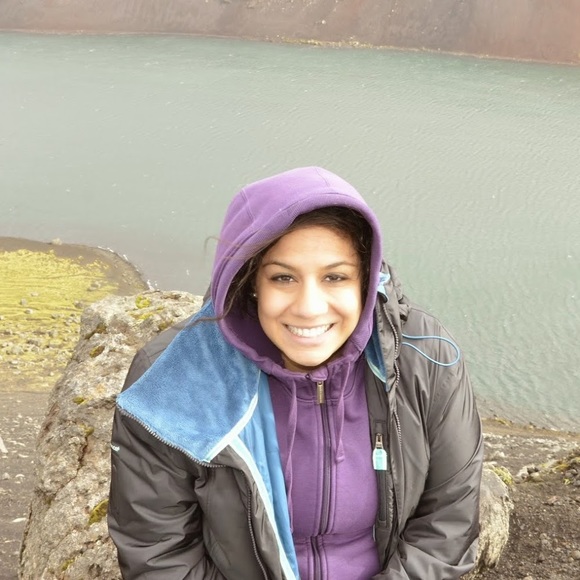 Profile Picture of Christina Pandullo (@cspandullo) on Poshmark