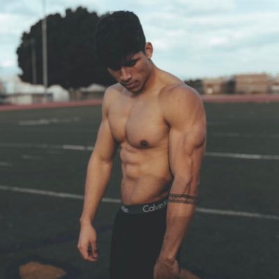 Profile Picture of Drew Gallegos (@AndrewLegos) on Twitter