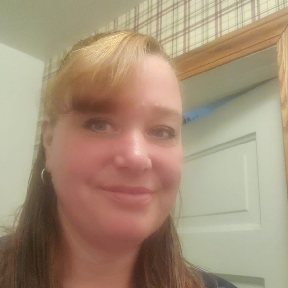 Profile Picture of Tami Wright (@wrighttami) on Poshmark