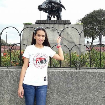 Profile Picture of Rowena Francisco (@GlenaFrancisco) on Twitter