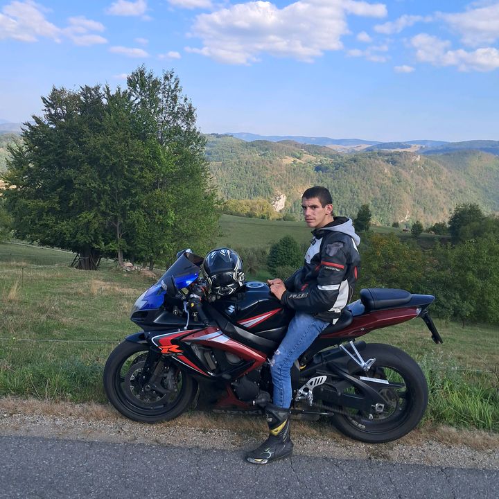 Profile Picture of Ádám Gellért (@g.adam3) on Tiktok