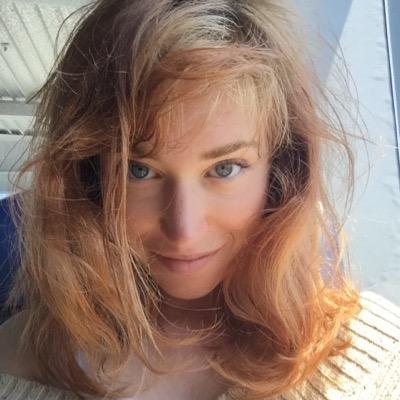 Profile Picture of Amanda Fink (@af_722) on Twitter