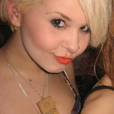 Profile Picture of Julia Arndt (@Juliahwica) on Twitter