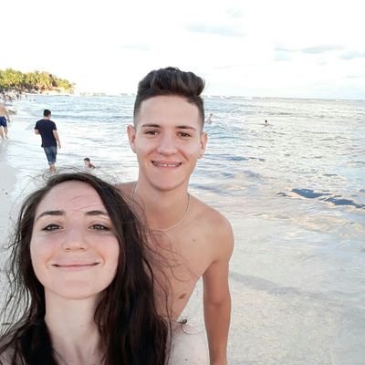 Profile Picture of Brian Adrian Robledo (@brianrobledo98) on Twitter