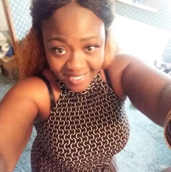 Profile Picture of Britney Mckenzie (@mzpotts2b) on Poshmark