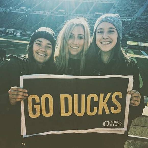 Profile Picture of Jojo Hesketh (@jhesketh) on Poshmark