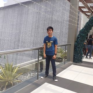 Profile Picture of Mark Tabiling (@mark.tabiling) on Facebook