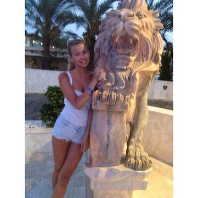 Profile Picture of Viktoriya Ivanova (@vikushka10) on Twitter