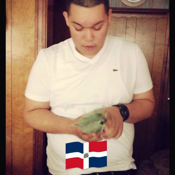 Profile Picture of Alfonse Pratraca (@francissime1) on Poshmark