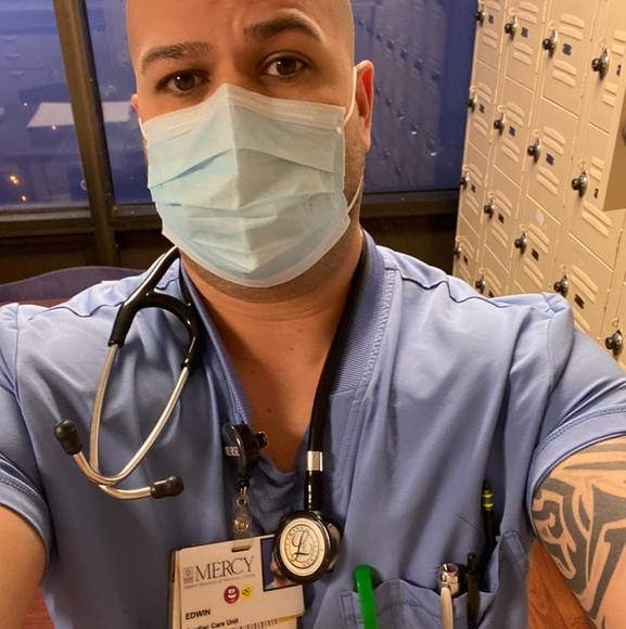 Profile Picture of Edwin Fragoso (@taly333) on Poshmark