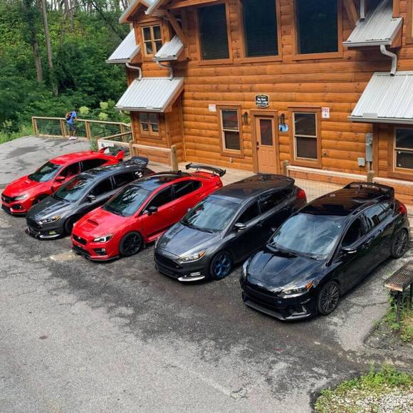 Profile Picture of Blake Lagory (@blakelagory) on Poshmark