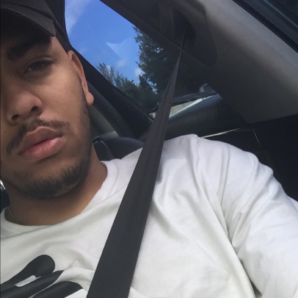 Profile Picture of Cameron Mcnulty (@cameronmcnulty) on Poshmark