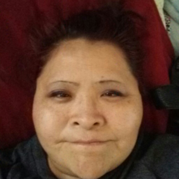 Profile Picture of Charcy Akee (@nativeakee) on Poshmark