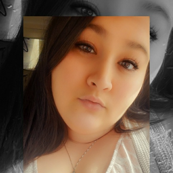 Profile Picture of Brittany Talbot-kennett (@brittanyleelove) on Poshmark