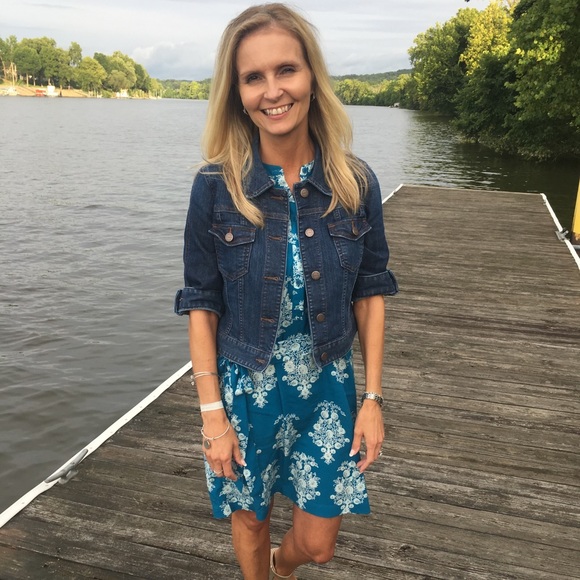 Profile Picture of Robin Pauley-spurlock (@rlp905) on Poshmark