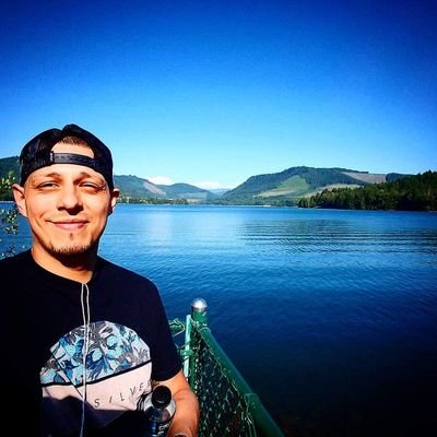 Profile Picture of Joe Iverson (@JosephIverson10) on Twitter