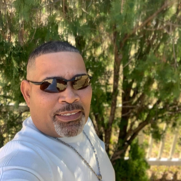 Profile Picture of Juan Disla (@juancalcano1265) on Poshmark