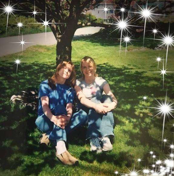 Profile Picture of Carissa Maleski (@carissamaleski) on Poshmark