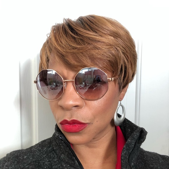 Profile Picture of Loretta Jones (@nwretta12) on Poshmark