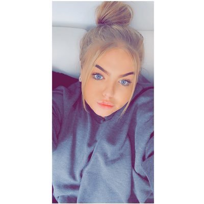 Profile Picture of hannah mckenna (@_hannahbananaxx) on Twitter