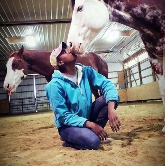 Laniesha Giauque - Poshmark Profile Picture of Laniesha Giauque (@lanig94) on Poshmark