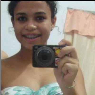 Profile Picture of Larissa Paula (@larissapaula48) on Twitter