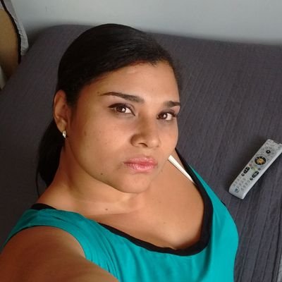 Profile Picture of Lorena Lenis (@lorenalenis28) on Twitter