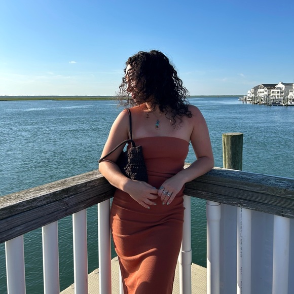 Profile Picture of Maya Berger (@maya_berger) on Poshmark