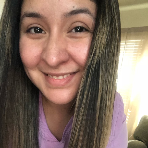 Profile Picture of Maria Mancha (@mrsmancha0429) on Poshmark