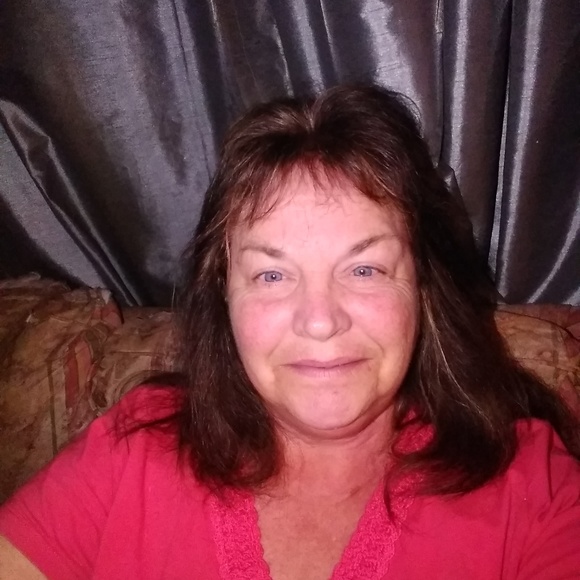 Profile Picture of Cindy Thompson (@marine_mom2019) on Poshmark