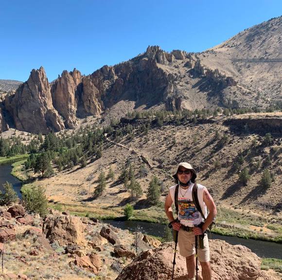 Profile Picture of Michael Andrews (@facemelter97) on Poshmark