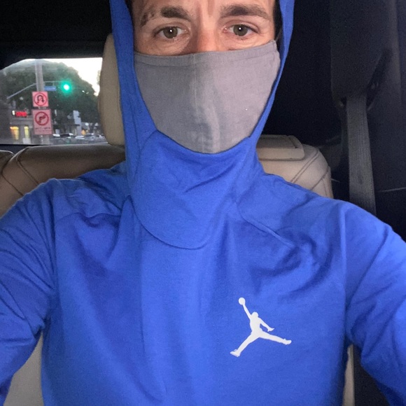 Profile Picture of Robert Humphrey (@roberthumphr762) on Poshmark